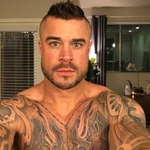 Meet your Posher, Christopher